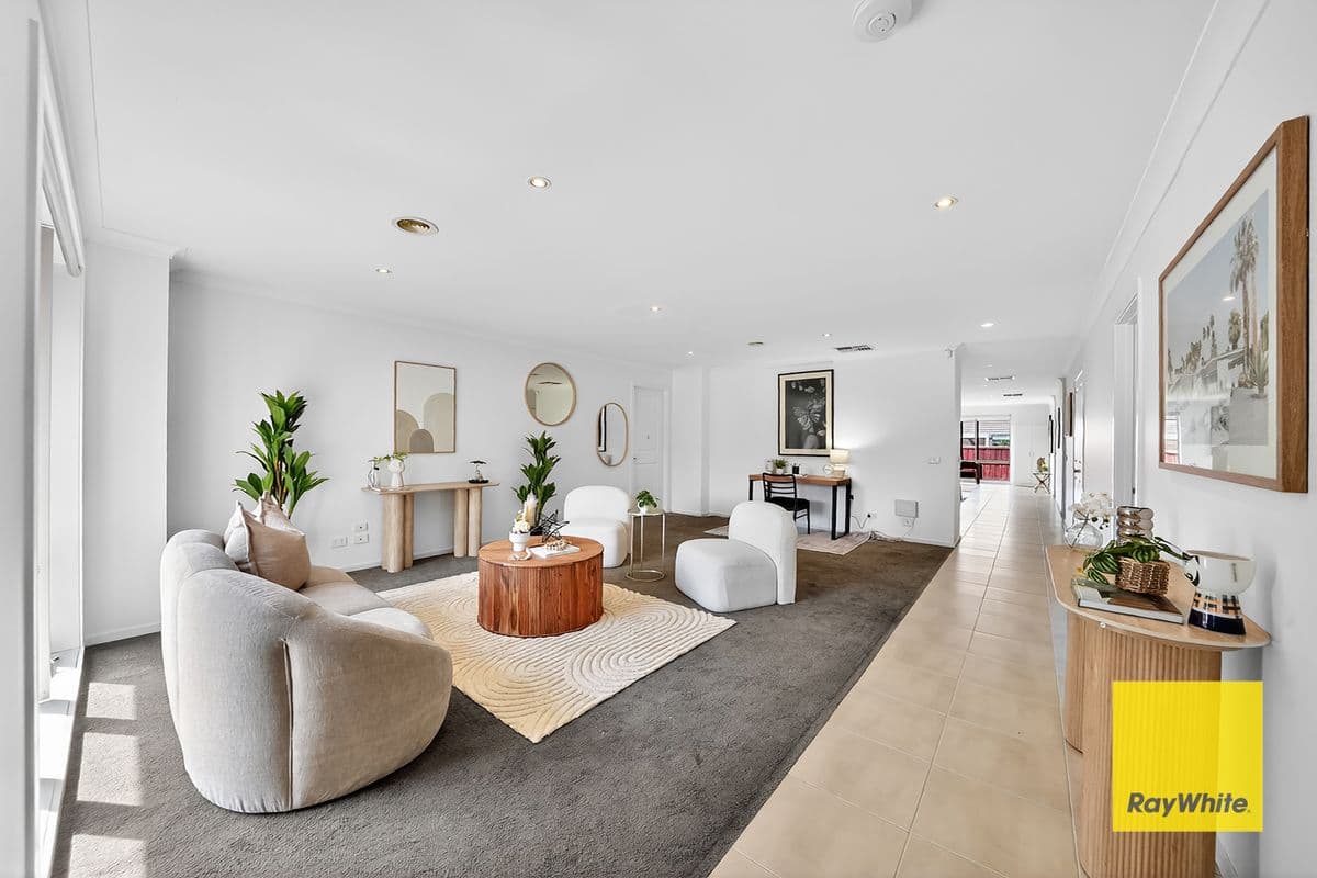 10 Langbourne Way