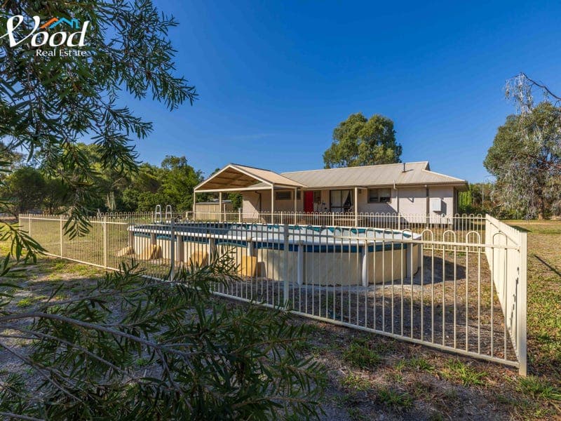 21 Jacob Street, Burrumbuttock