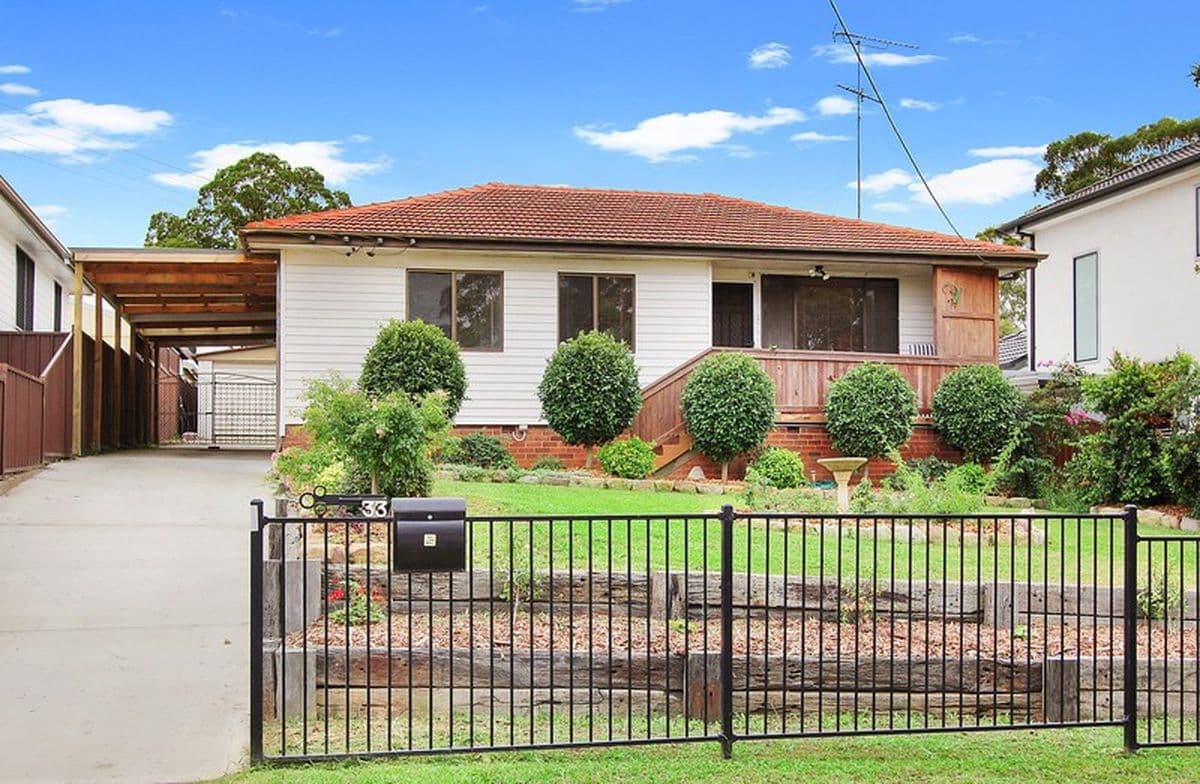 33 Lyndley Street