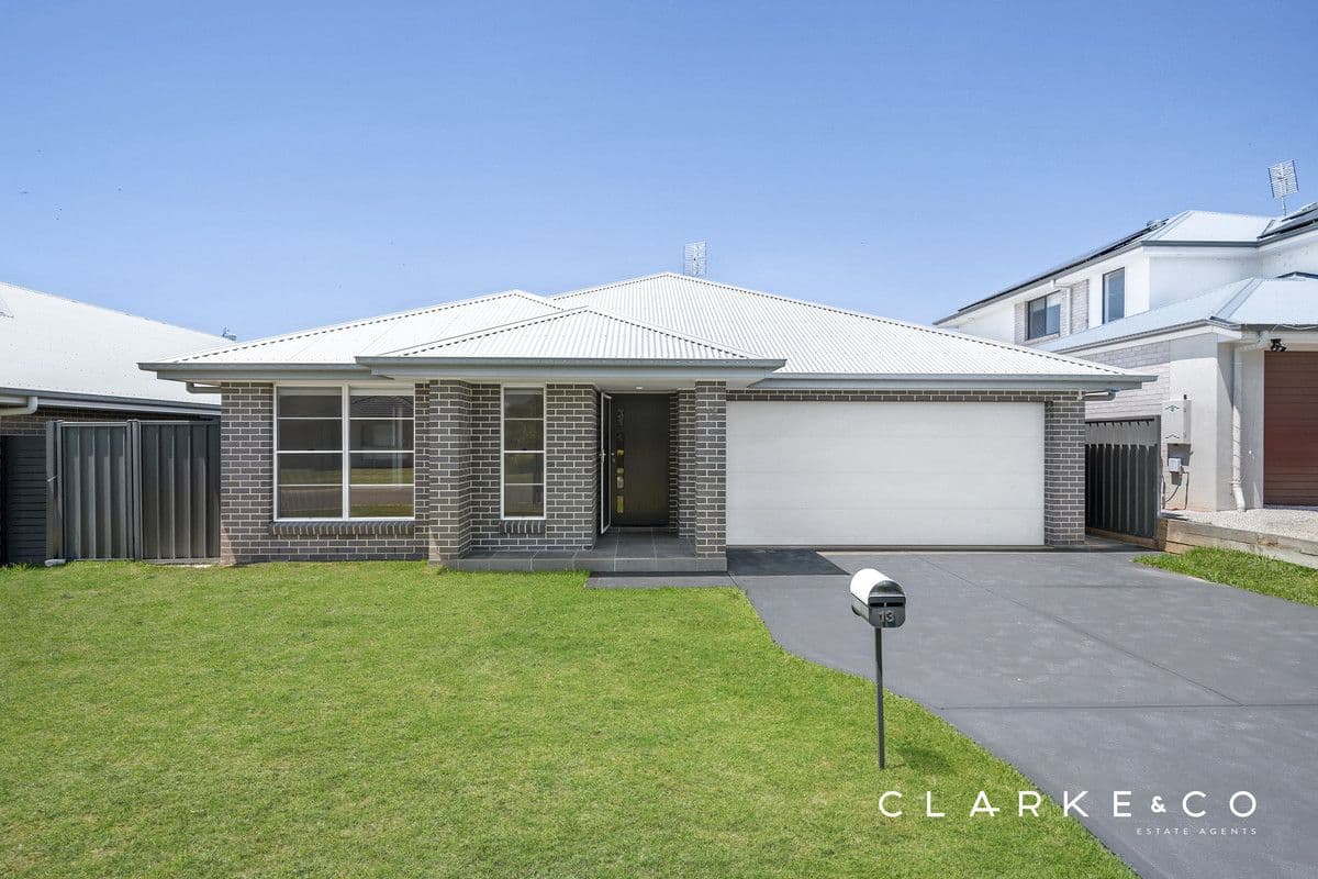 13 Grevillea Street