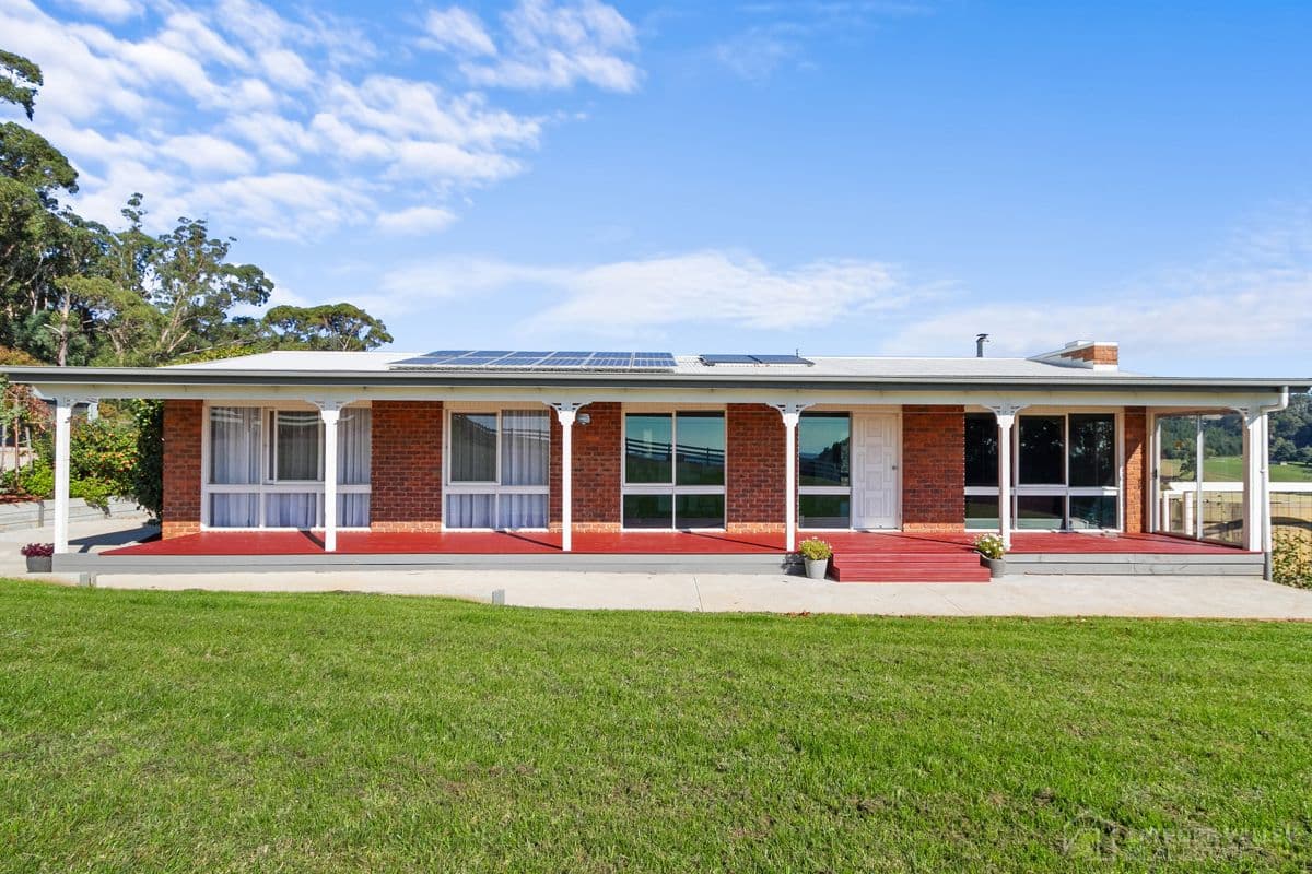 86 Powers Hill Road