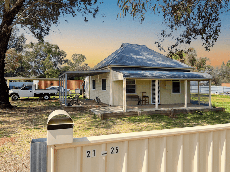 21-25 Goobang Street, Alectown