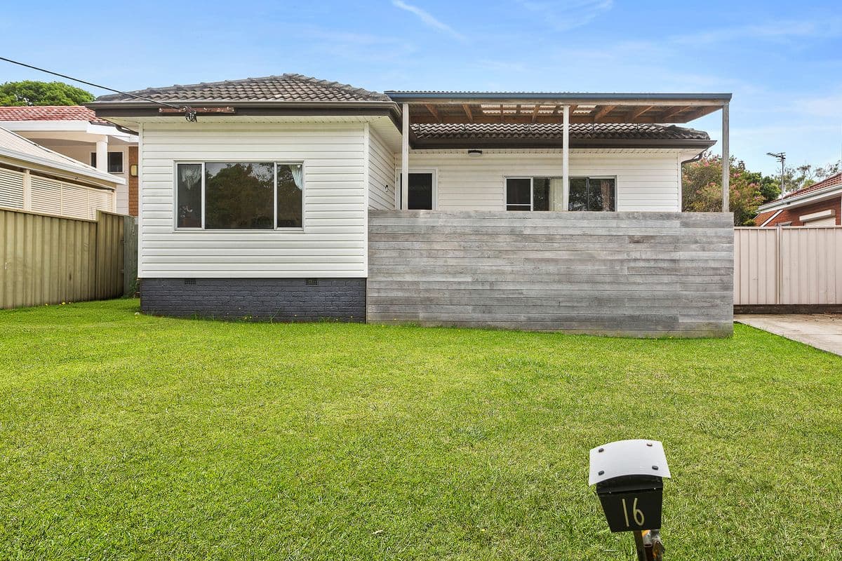 16 Strata Avenue