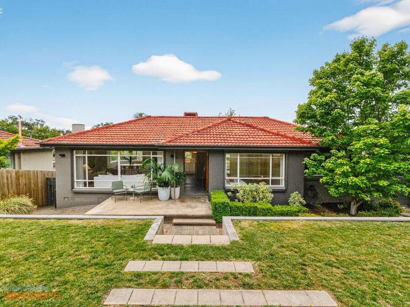 29 Olympus Way, Lyons