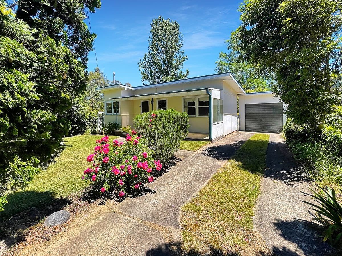 21 Genevieve Road