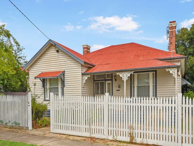 6 Luke Street, Stawell