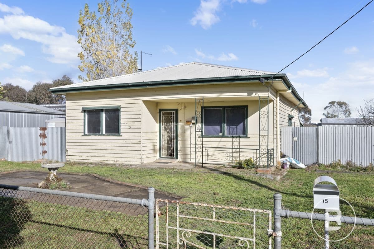 15 Ballarat Street
