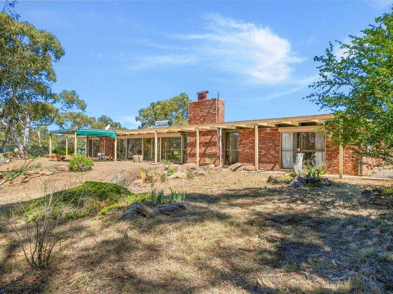 384 Scotts Road, Binjura