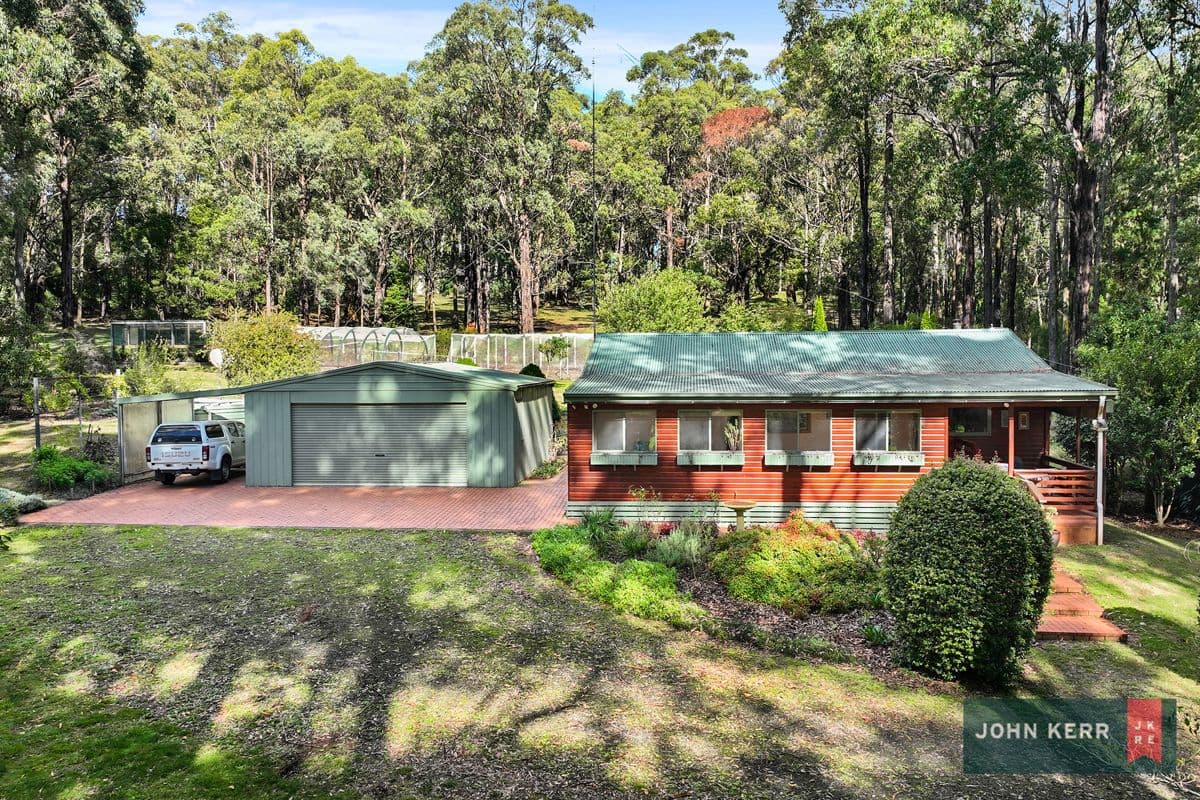 261 OLD COACH ROAD