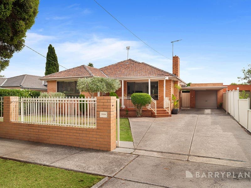 82 Broadhurst Avenue, Reservoir