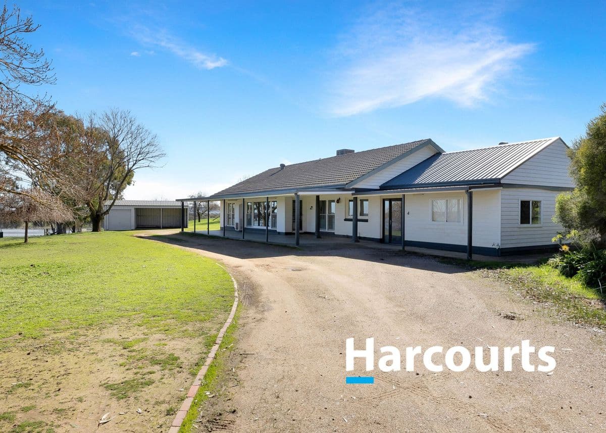 38 Glenrowan West Road