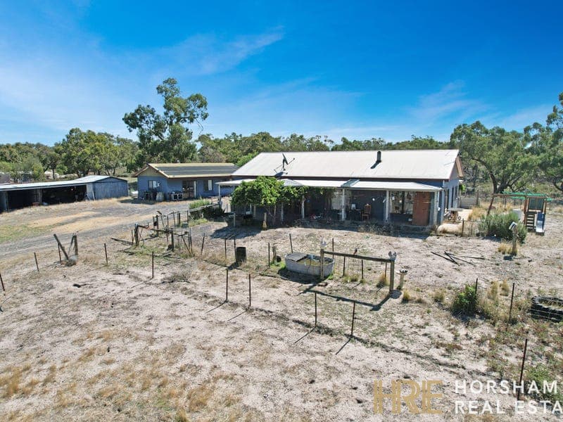 175 John McPhees Drive, Toolondo