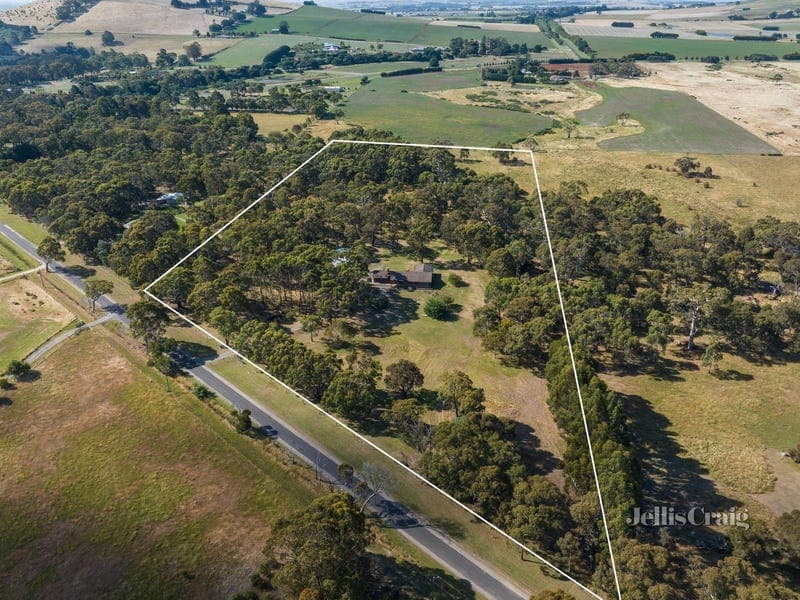 360 Sawmill Road, Springmount