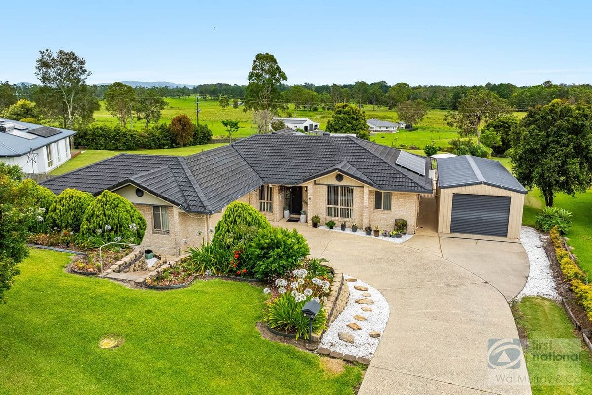 6 Pimelea Court