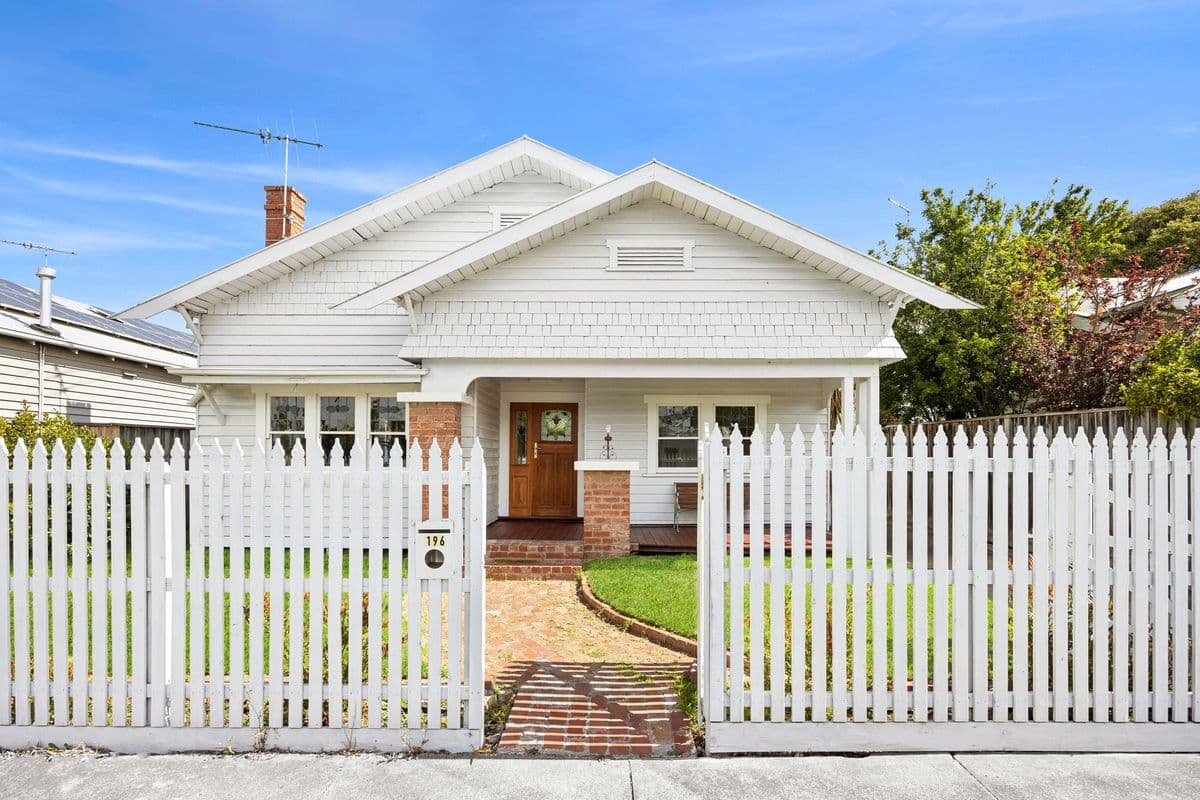 196 MCKILLOP STREET