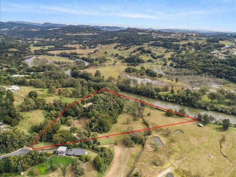 31 Aroona Crescent