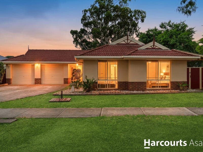 26 Henry Lawson Drive, Lynbrook