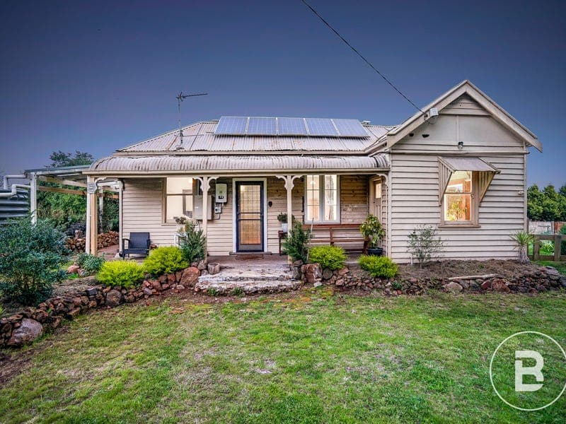 606 Springbank Road, Claretown