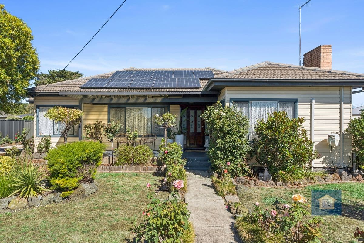 86 Murray Street East
