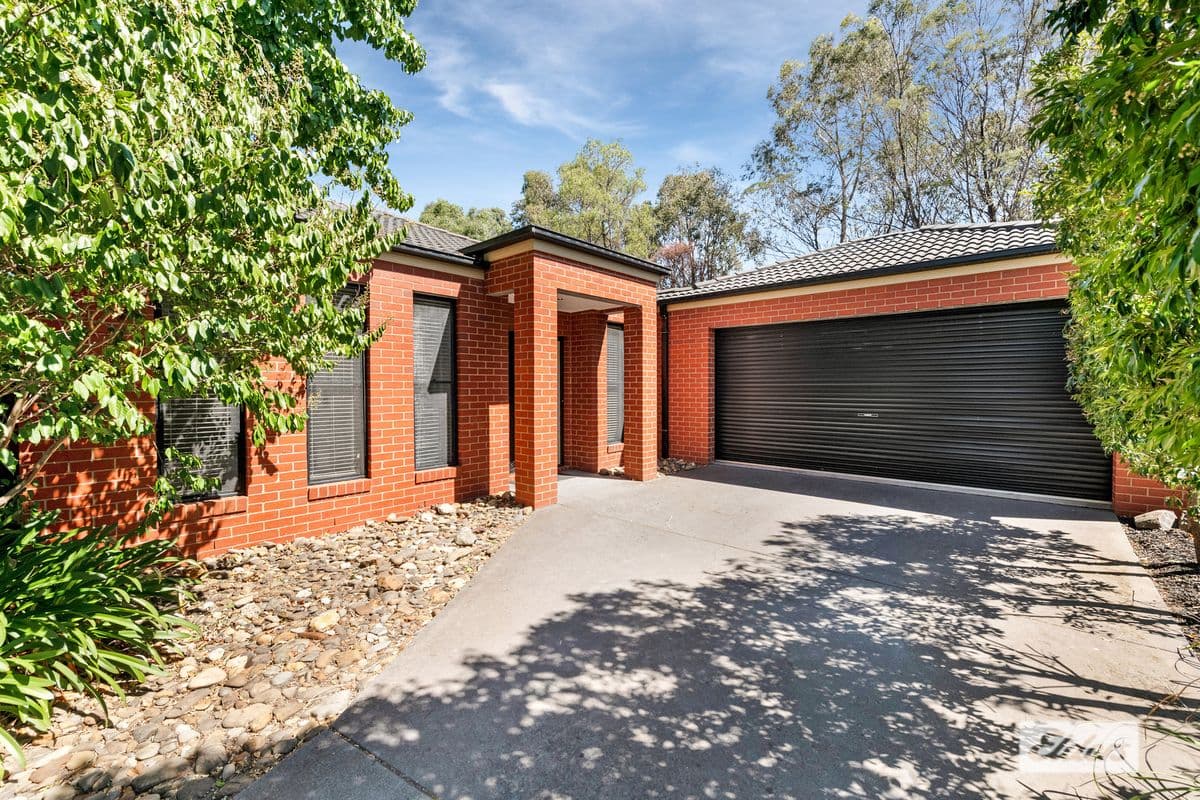 5 Emerald Place