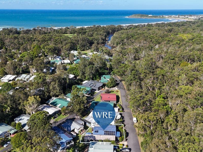 11 STRINGYBARK DRIVE