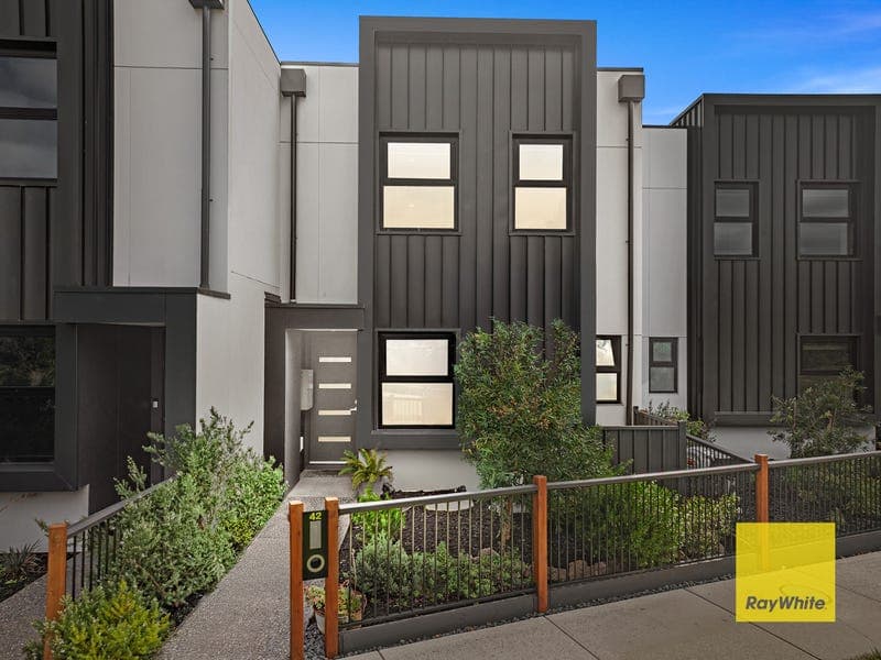 42 Ducal Parkway, Mernda