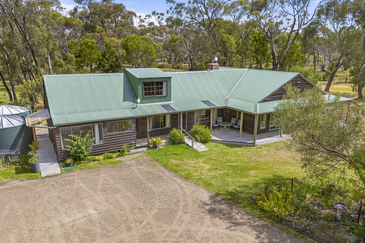 395 Brays Road