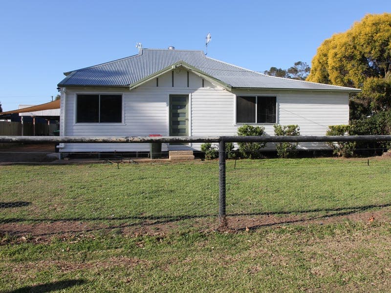 11 Hugh Street