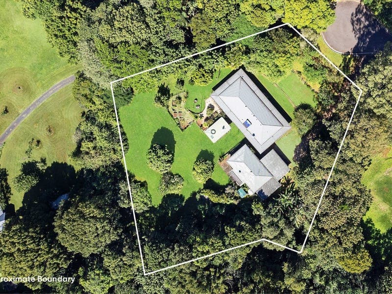 137 WILLOWBANK DRIVE