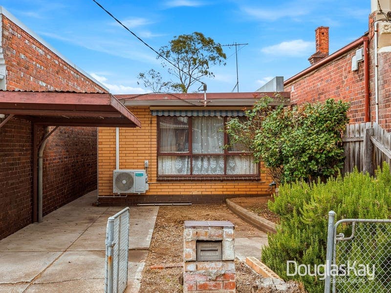 27 Benjamin Street, Sunshine