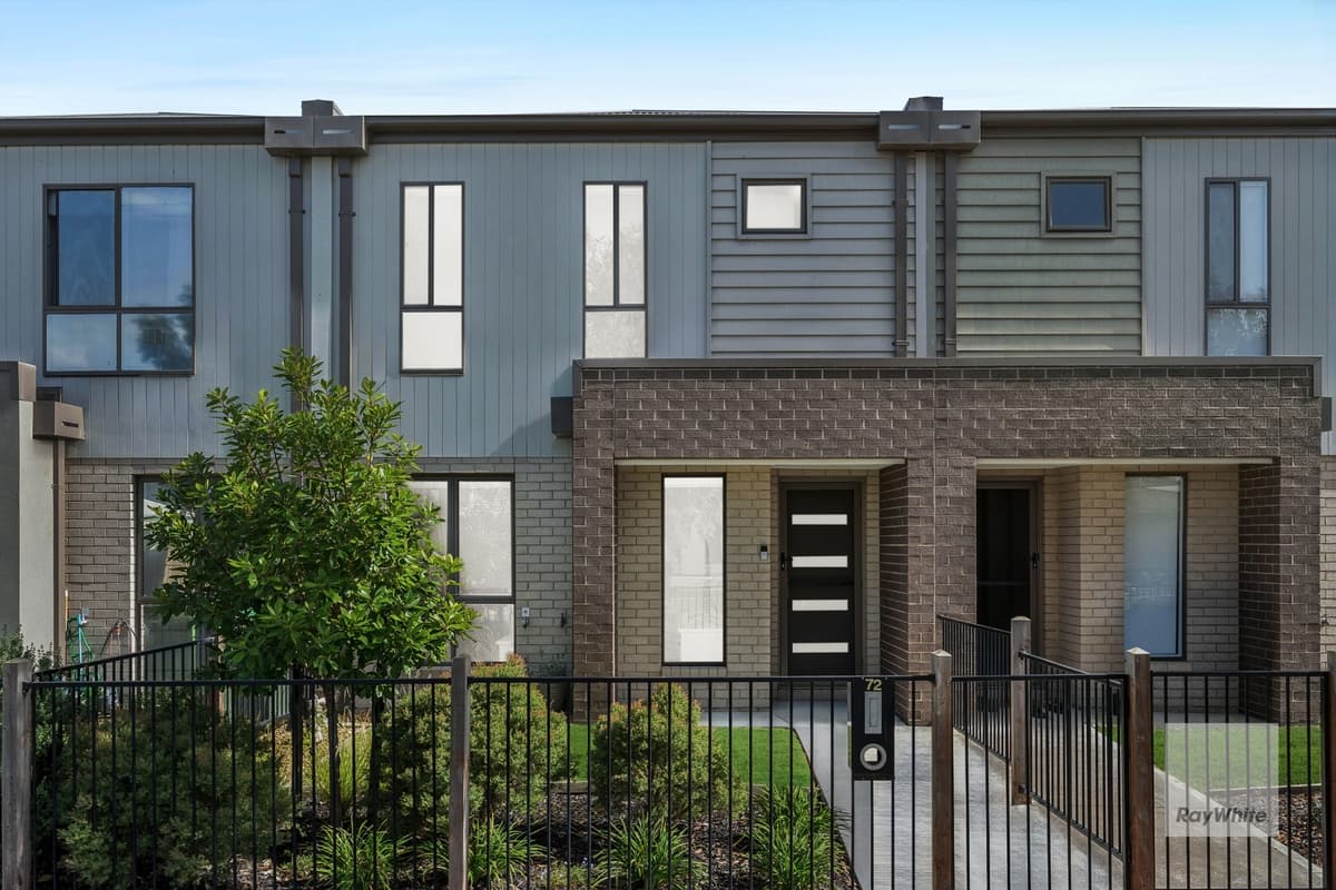 72 Bursa Drive