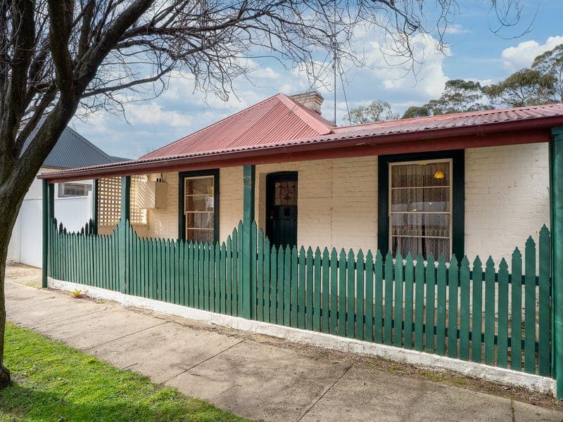 27 Naylor Street, Carcoar