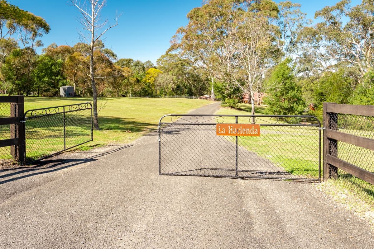 366 Blaxlands Ridge Road