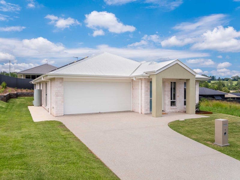 9 Hidden Valley Circuit, Chilcotts Grass