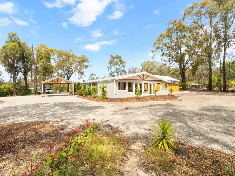 5 Nerrigundah Drive, Glenmaggie