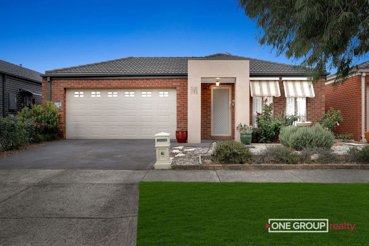 22 Mirrabucca Promenade