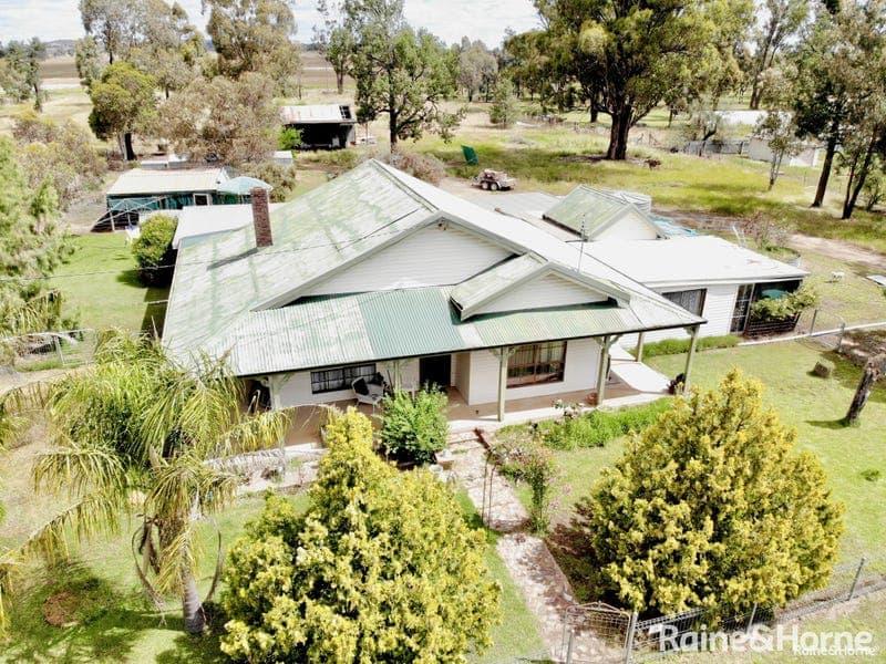 35 Weedallion Street, Bribbaree