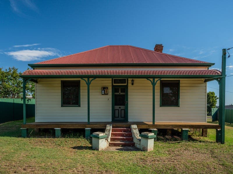 1 Railway Street, Branxton