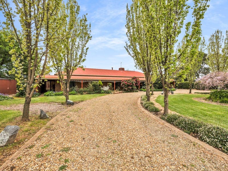 415 Kerrs Road, Milawa
