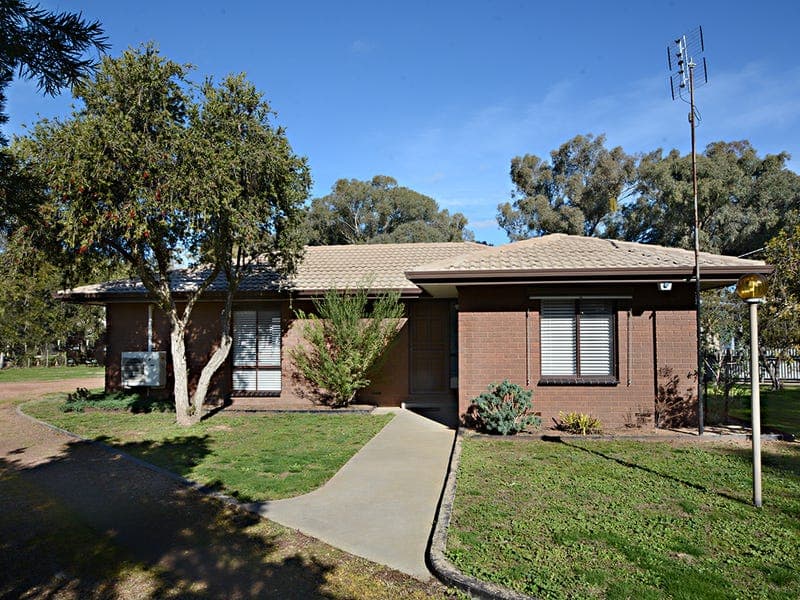 9 McKenzie Street