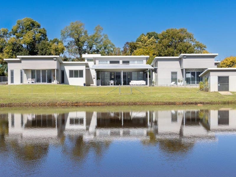 31 Hillandale Court