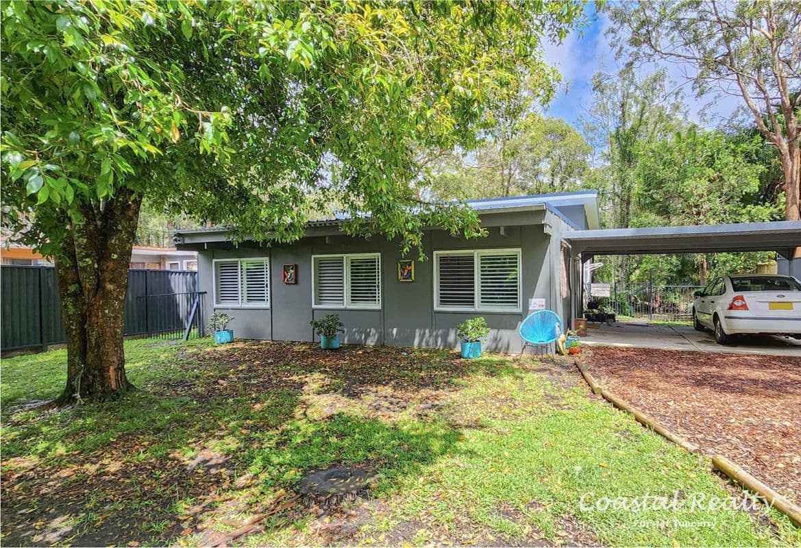 223 CHARLOTTE BAY STREET