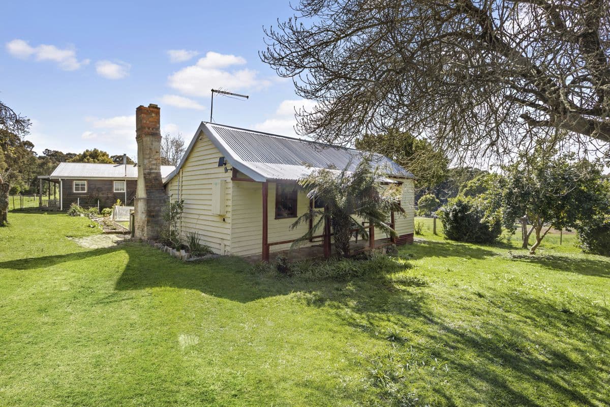 21 Johnsons Road