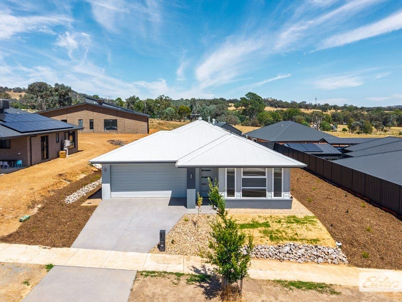 6 Mynard Road, Leneva