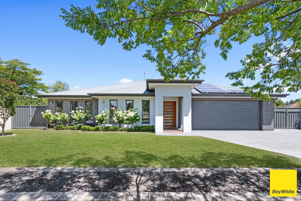 6 Eyre Street