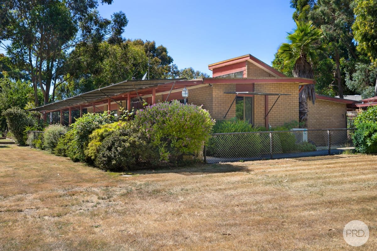 766 Midland Highway