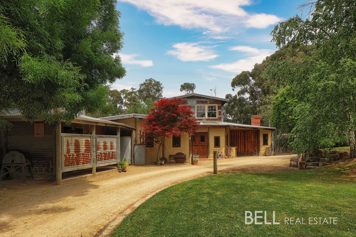 9 Eleanor Drive