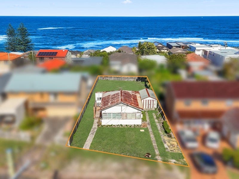 24 Currawong Street, Blue Bay