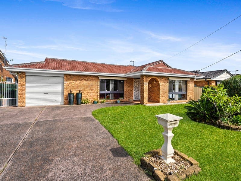 16 Aston Wilde Avenue, Chittaway Bay