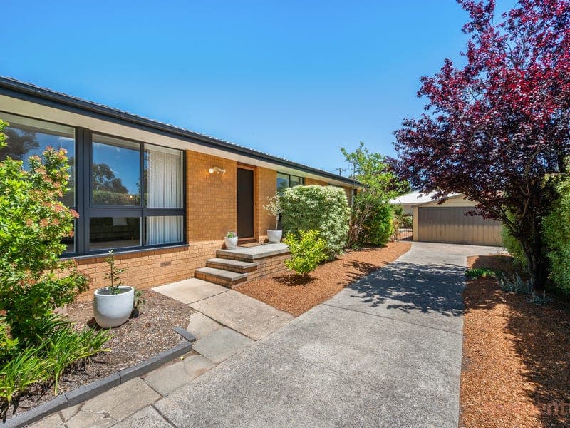 4 Wittenoom Crescent